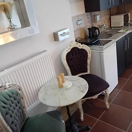 Corner House Διαμέρισμα *