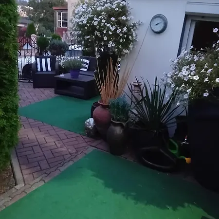 Apartment Corner House *